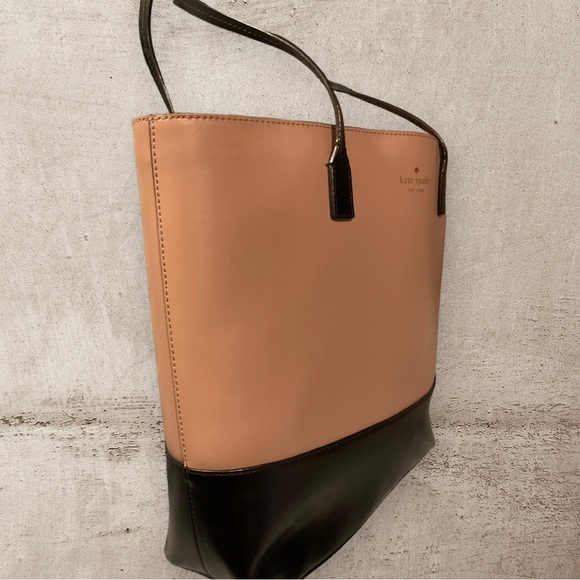 **KATE SPADE Smooth Tote Bag - Picture 6 of 14